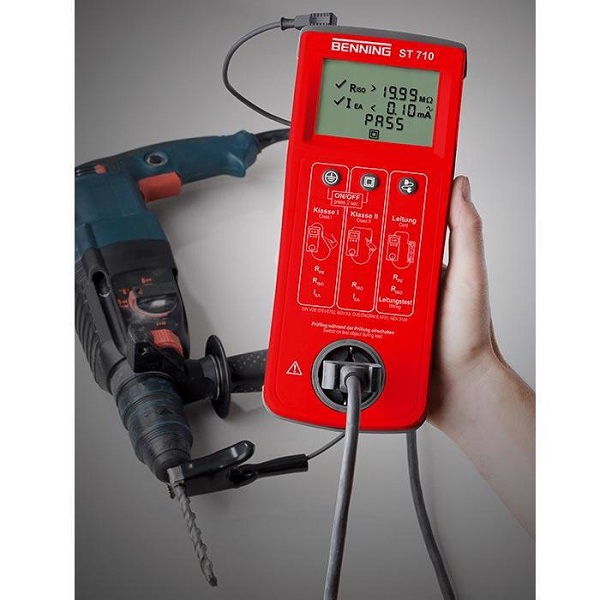 Benning ST710 Apparatentester